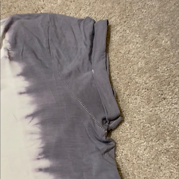 American Eagle T-Shirt - Picture 3 of 3